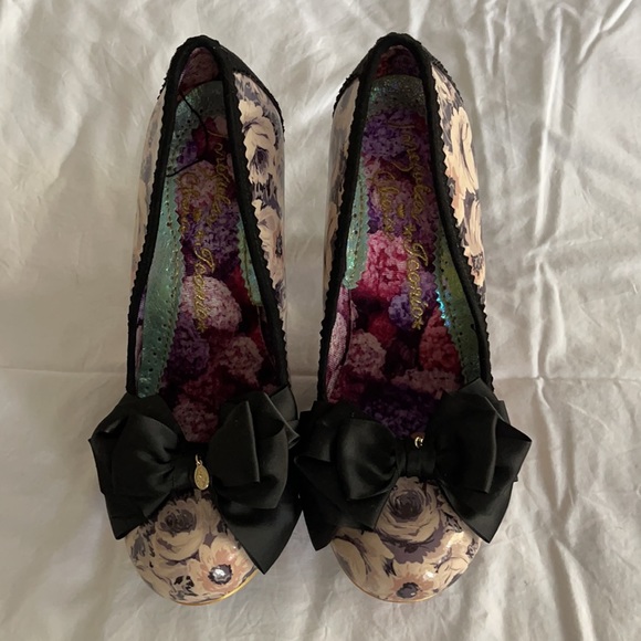 Irregular choice rose patterned hills size 42 new - Picture 2 of 4